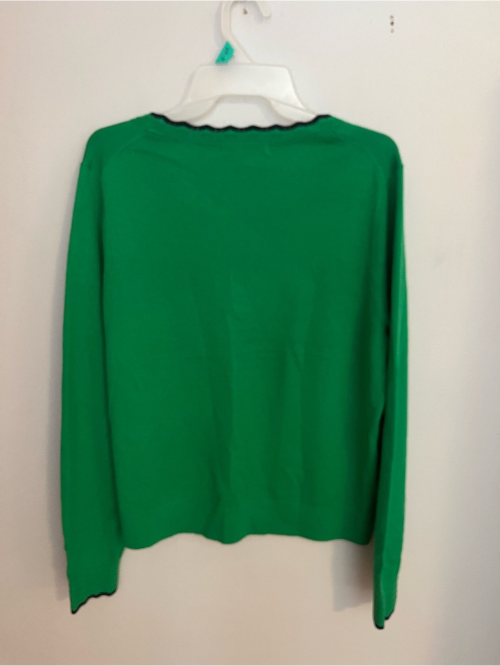 Boden Emerald Green V-Neck Sweater with Navy Scallop Trim - Picture 2 of 3